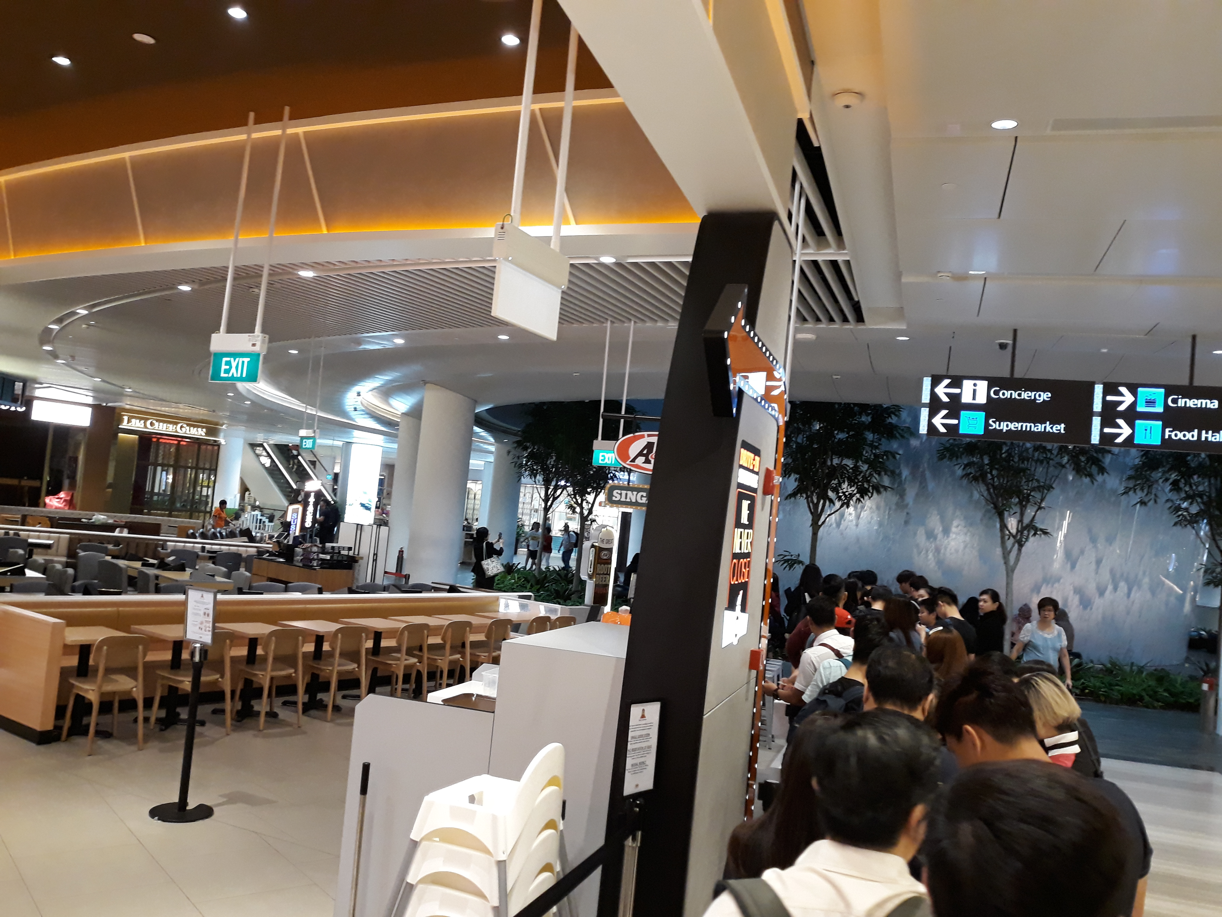A&W Outlet In Jewel Singapore Changi Airport