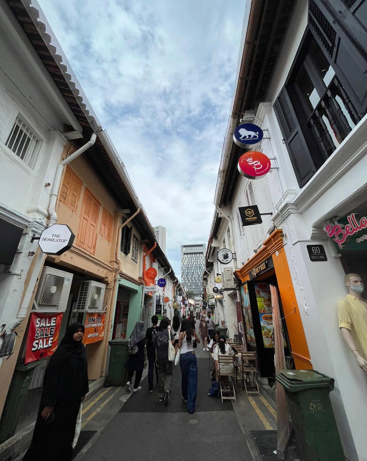 Exploring Haji Lane!